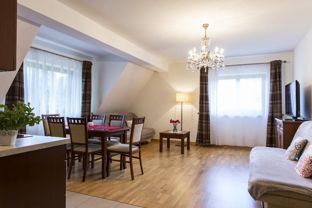 Udanypobyt Apartamenty Snowbird 考斯赛力克 外观 照片
